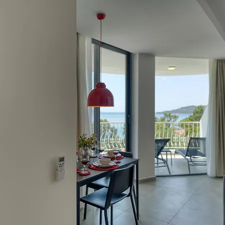 Apartment Bluenook Suites *