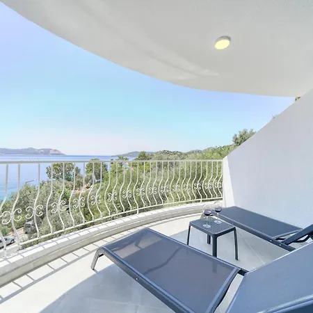 Bluenook Suites Apartment Kas