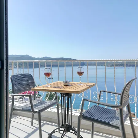 Apartment Bluenook Suites