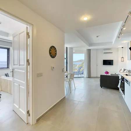 Bluenook Suites